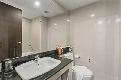 Kris - Modern Spacious 2 Bedrooms Condo with Pool – Fotos 3
